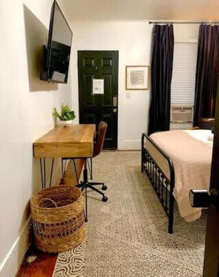 Spacious 4Br Retreat In The Heart Of Lafayette Eksteriør billede
