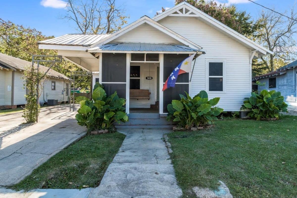 Spacious 4Br Retreat In The Heart Of Lafayette Eksteriør billede